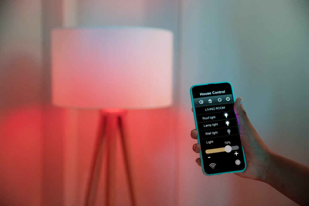 Iluminação Personalizada através de Apps